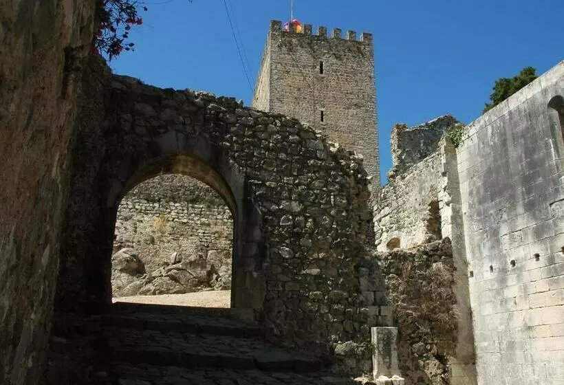 Отель Ibis Leiria Fatima