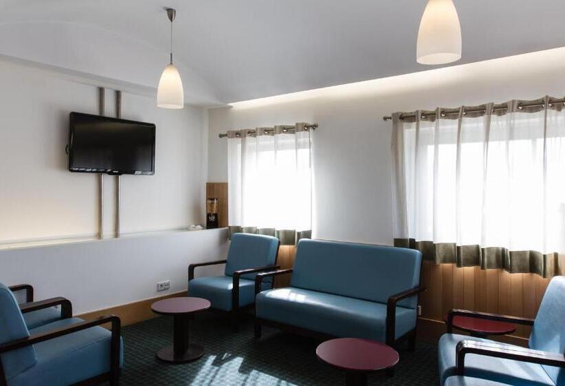 فندق Ibis Leiria Fatima