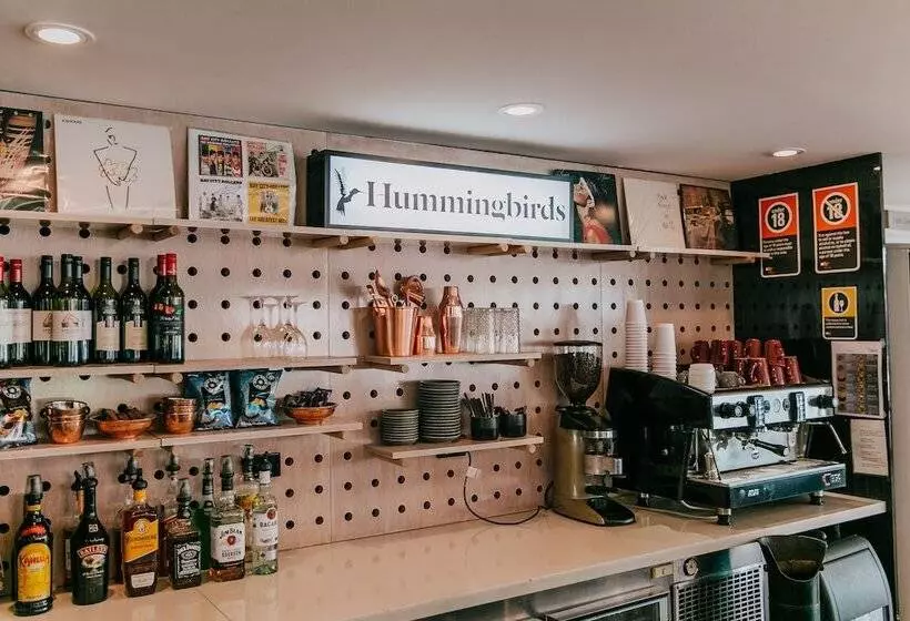 Отель Ibis Newcastle