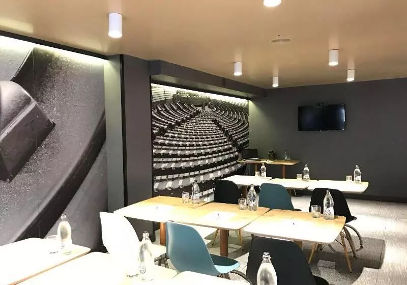 هتل Ibis Salamanca