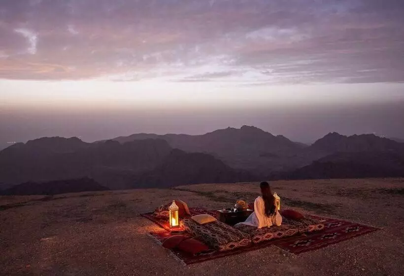 هتل Grand Mercure Petra