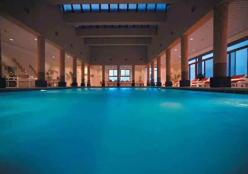 هتل Grand Mercure Petra