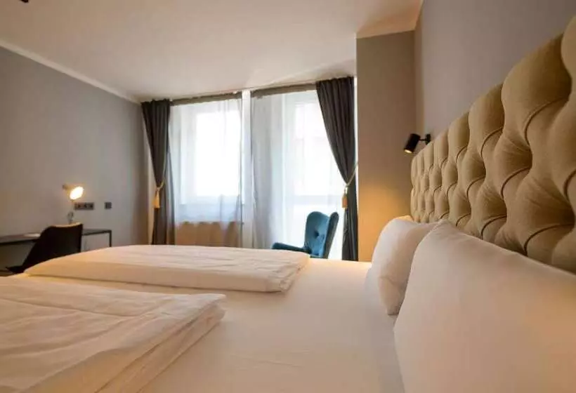 Отель Nikii City