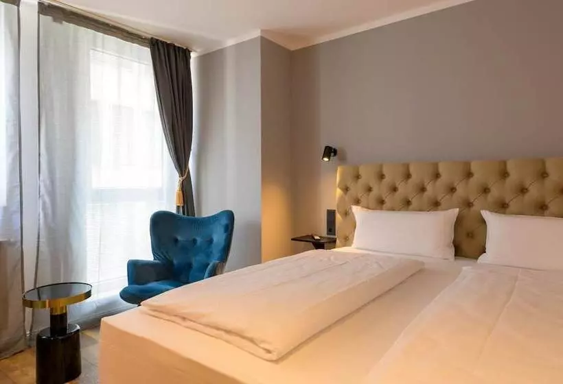 Отель Nikii City