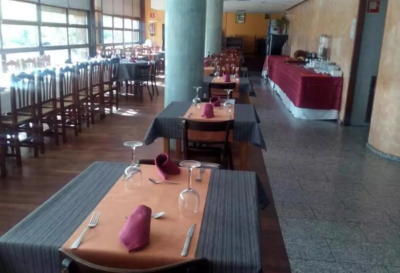 ホテル Puigcerdà