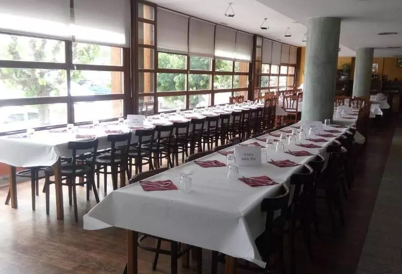 ホテル Puigcerdà