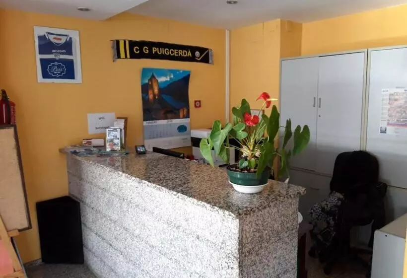 ホテル Puigcerdà