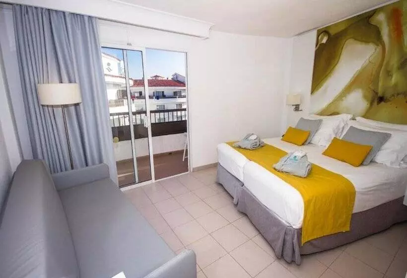 ホテル Servatur Waikiki