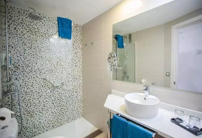 ホテル Servatur Waikiki