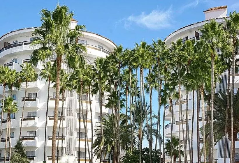 ホテル Servatur Waikiki