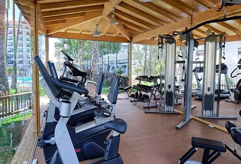 ホテル Servatur Waikiki