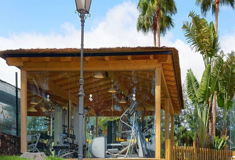 בית מלון כפרי Servatur Waikiki