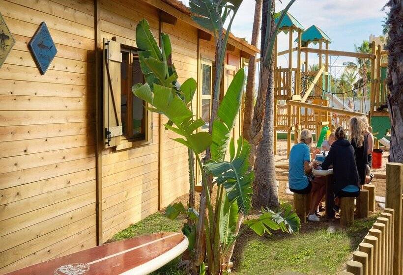 בית מלון כפרי Servatur Waikiki