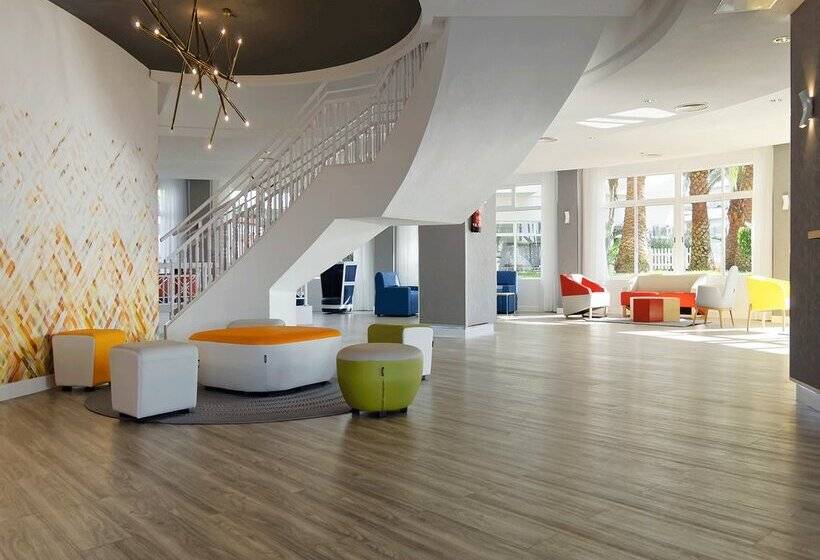 בית מלון כפרי Servatur Waikiki