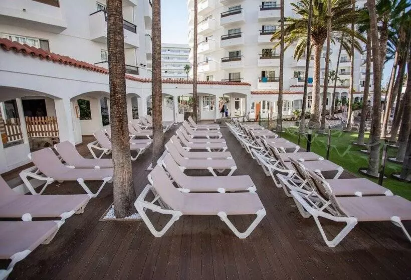 ホテル Servatur Waikiki