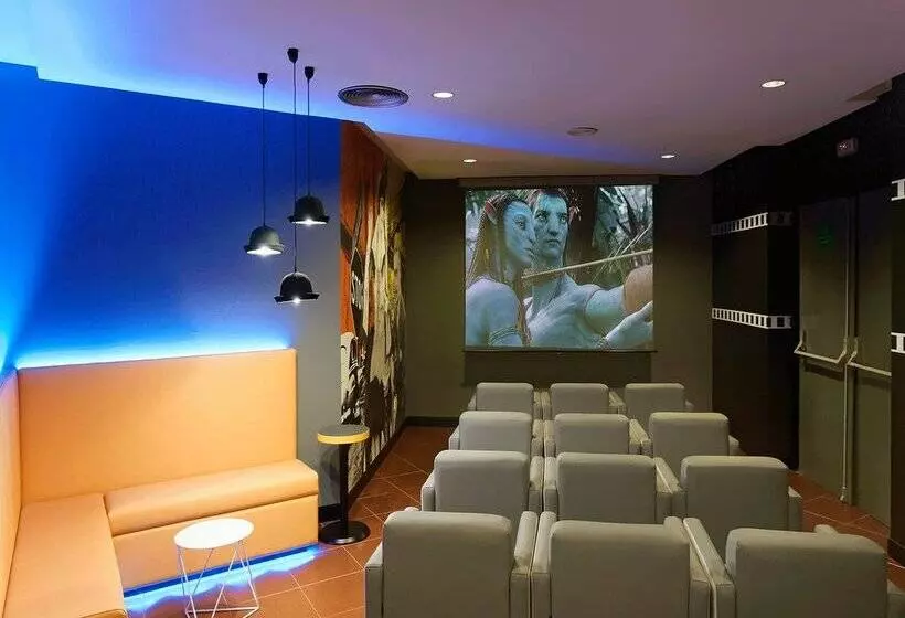 ホテル Servatur Waikiki