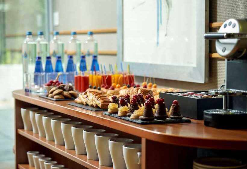 ホテル Sofitel Athens Airport