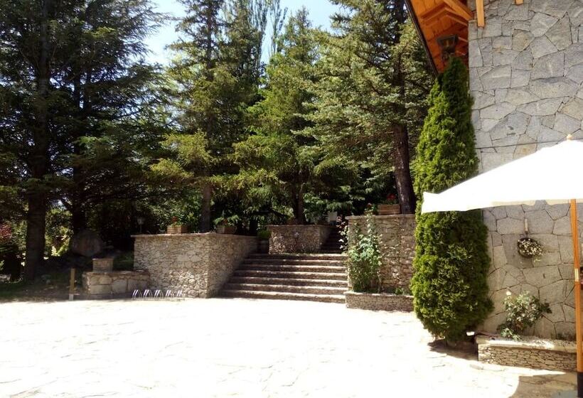 ホテル Vallibierna