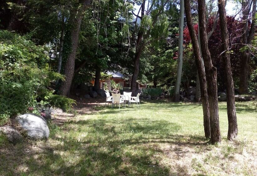 ホテル Vallibierna