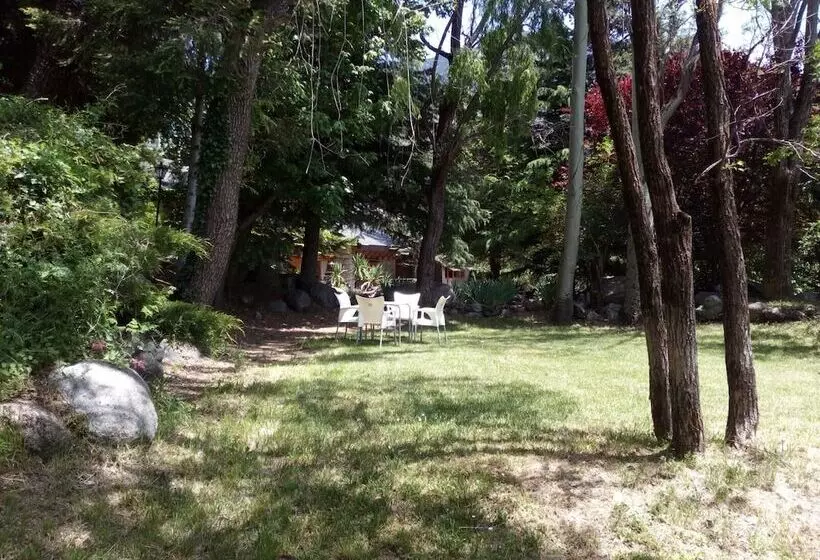 בית מלון כפרי Vallibierna