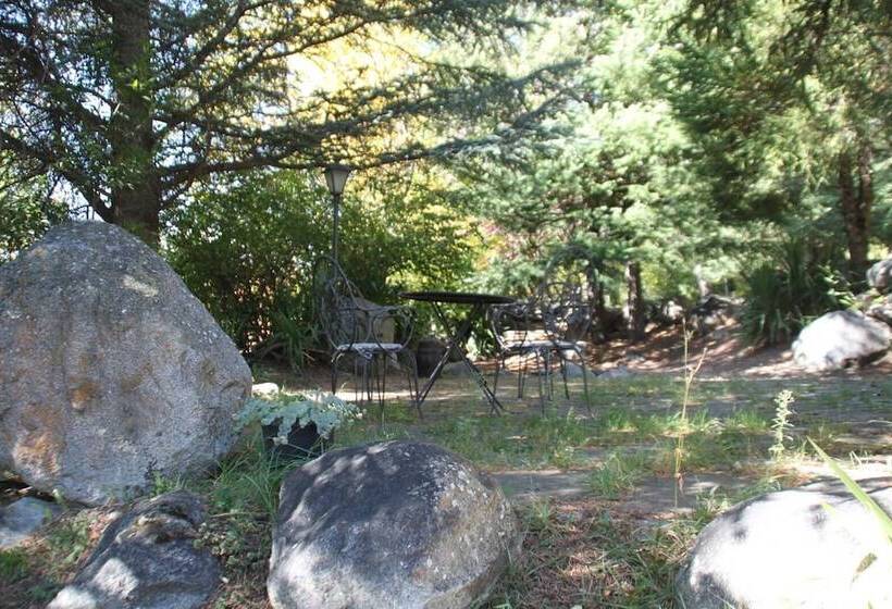 ホテル Vallibierna