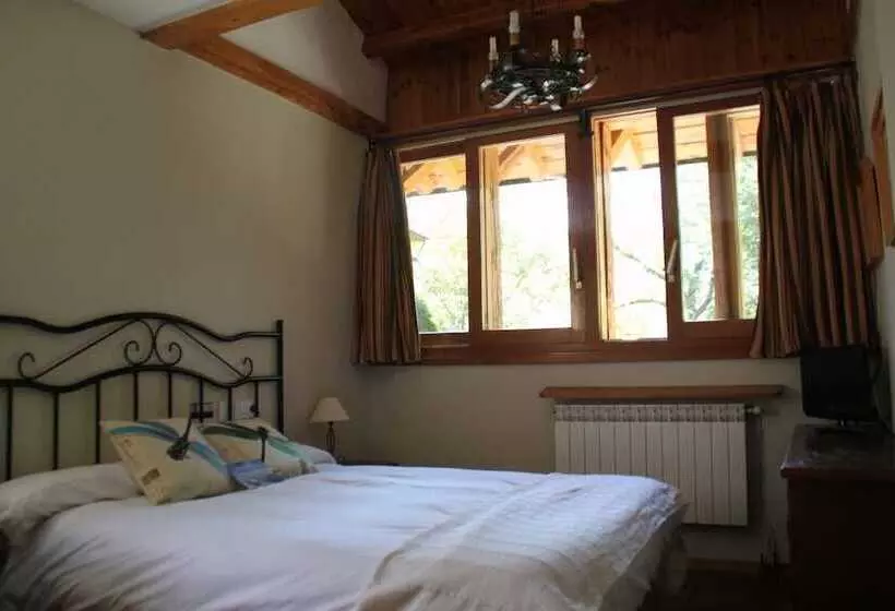 בית מלון כפרי Vallibierna