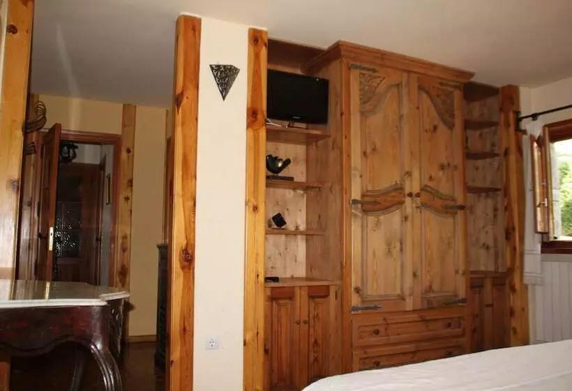 בית מלון כפרי Vallibierna