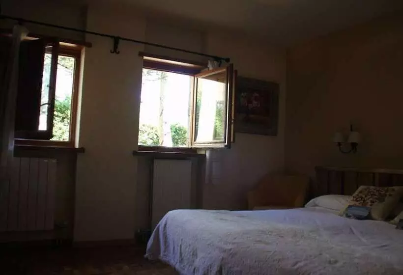 בית מלון כפרי Vallibierna