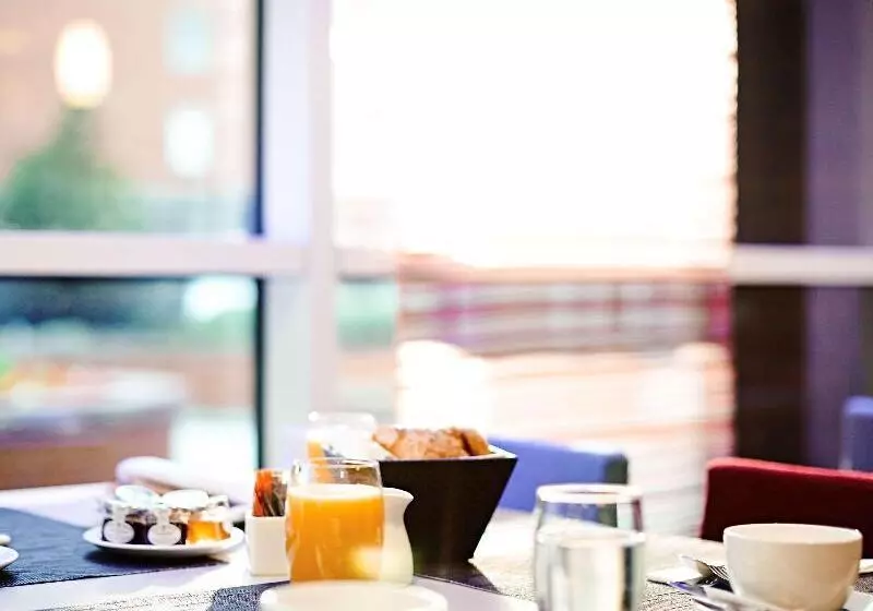 Novotel Leeds Centre