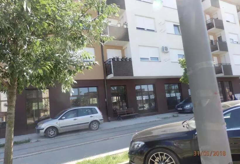 Retkeilymaja Apartment Erika