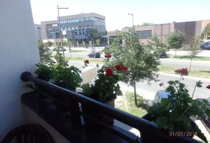 Retkeilymaja Apartment Erika