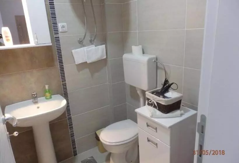 Retkeilymaja Apartment Erika