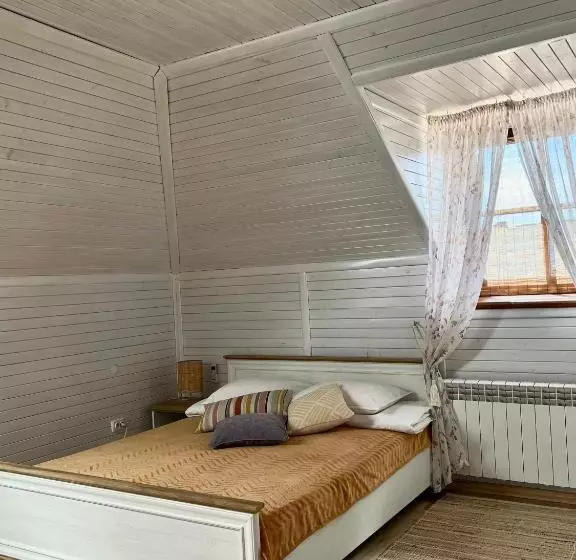 Retkeilymaja гостеріяold Town