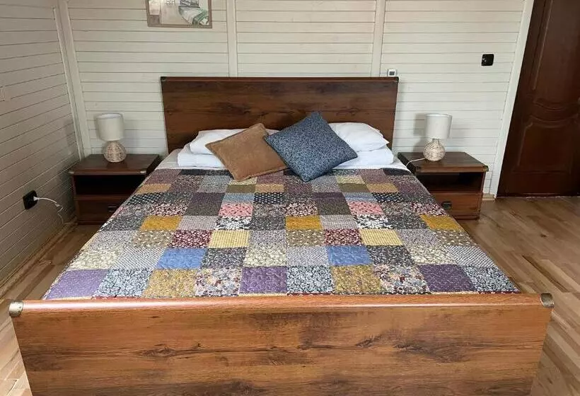 Retkeilymaja гостеріяold Town