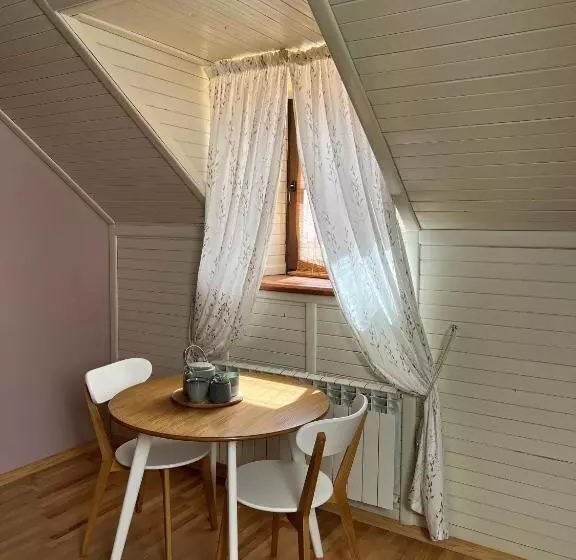 Retkeilymaja гостеріяold Town