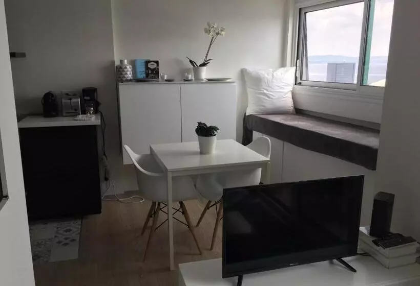 Appartement Design Iv   Port Du Rosmeur   Douarnenez