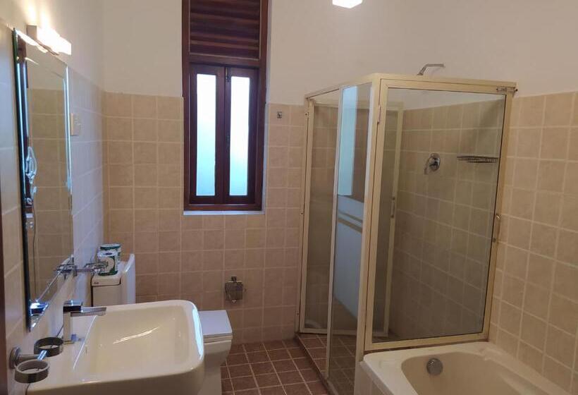 فندق صغير Bentota Home Stay