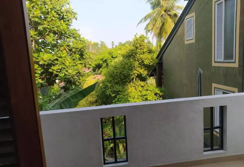 Retkeilymaja Bentota Home Stay