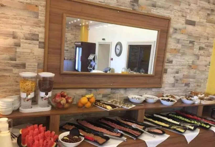 Hotelli Eka Residence