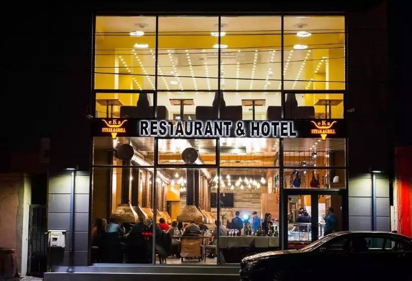 Hotelli Eka Residence