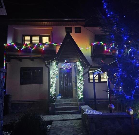 פנסיון Casa Mina