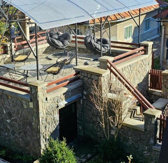 פנסיון Casa Mina