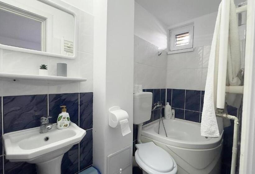 פנסיון Casa Mina