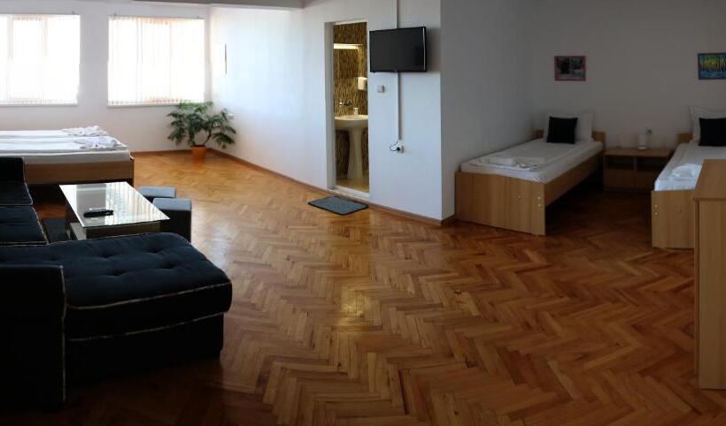 膳宿费 Gile Guest House