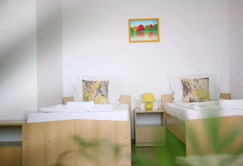 ペンション Gile Guest House