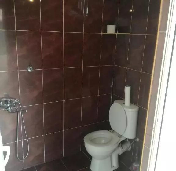 پانسیون Guest House Nino