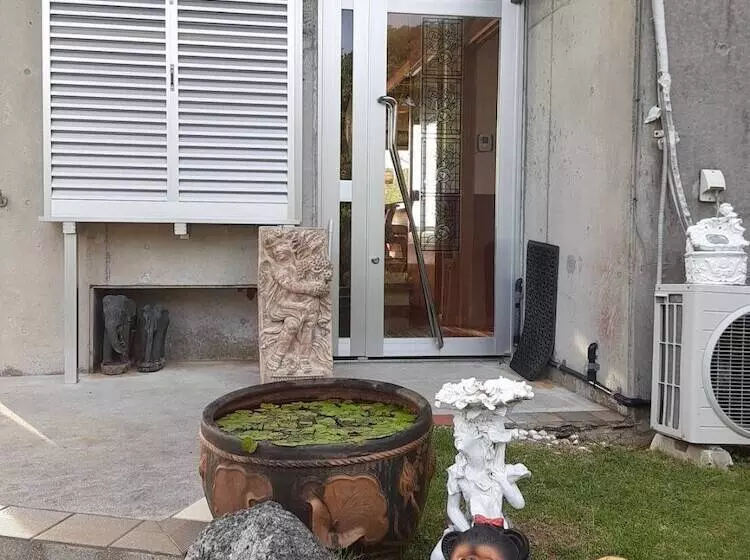 ペンション Minshuku Tantawan  Seven Hotels And Resorts