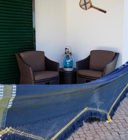 بنسيون Parede Guest House