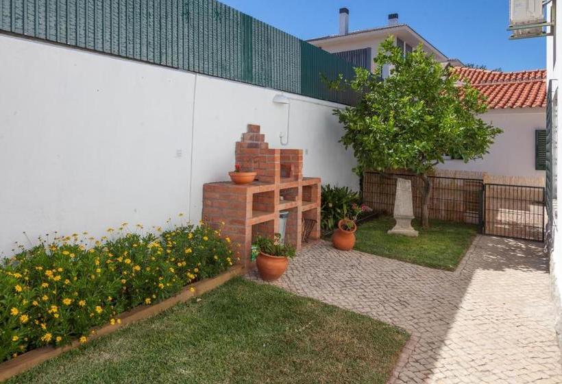 بنسيون Parede Guest House