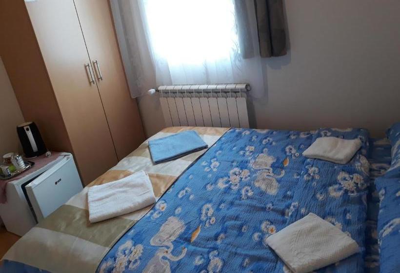 بنسيون Rooms Skorpijon